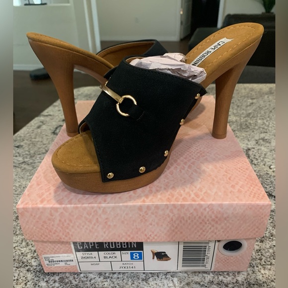 Cape Robbin Heels Color: Black Size: 8 Heel Height: 4 1/2 in - Picture 1 of 5